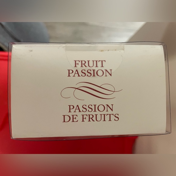 NWOT Aromata Fruit Passion Fragrance Diffuser Set - Picture 4 of 7